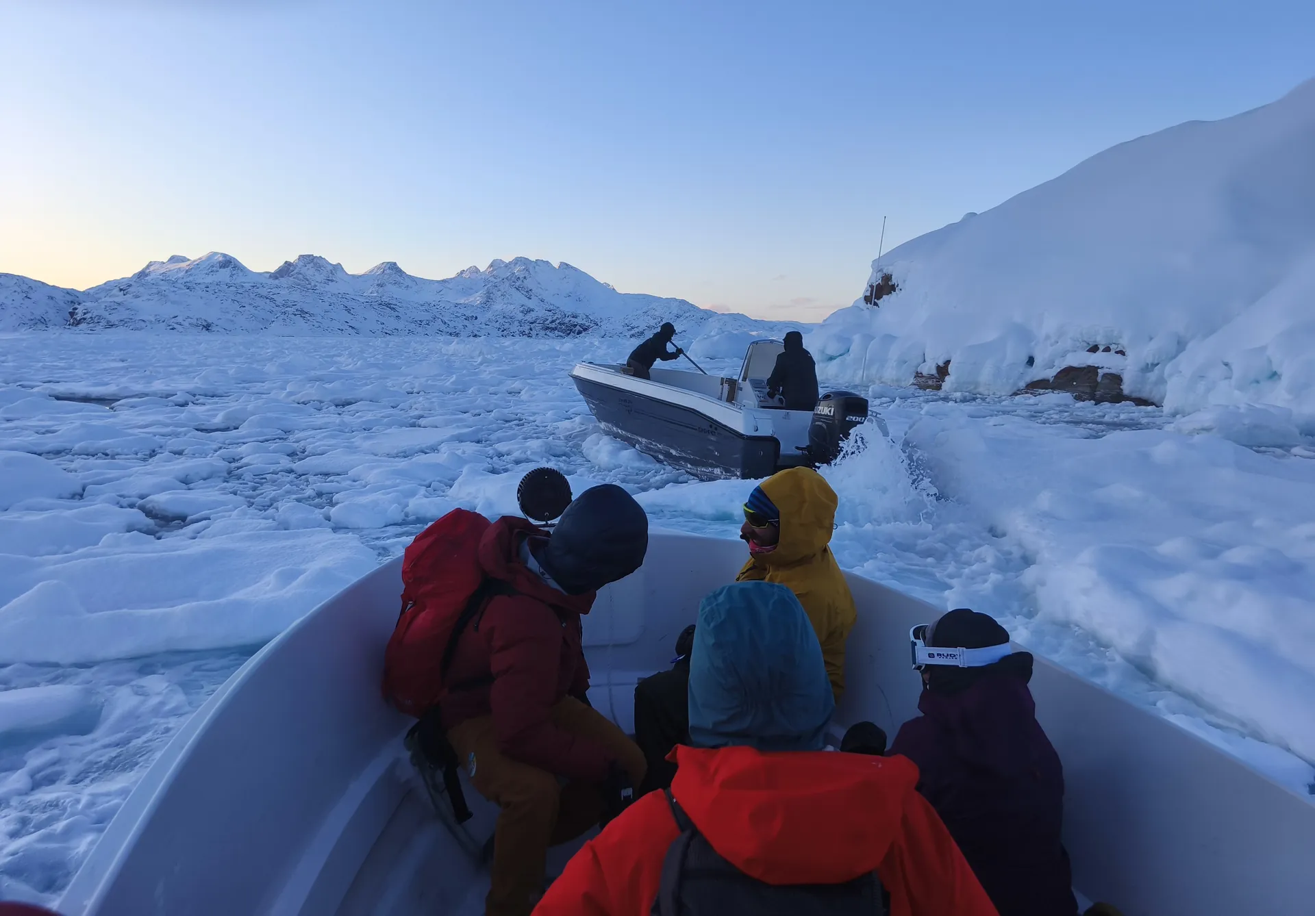 Bootsfahrt durch das Packeis bei Tasiilaq