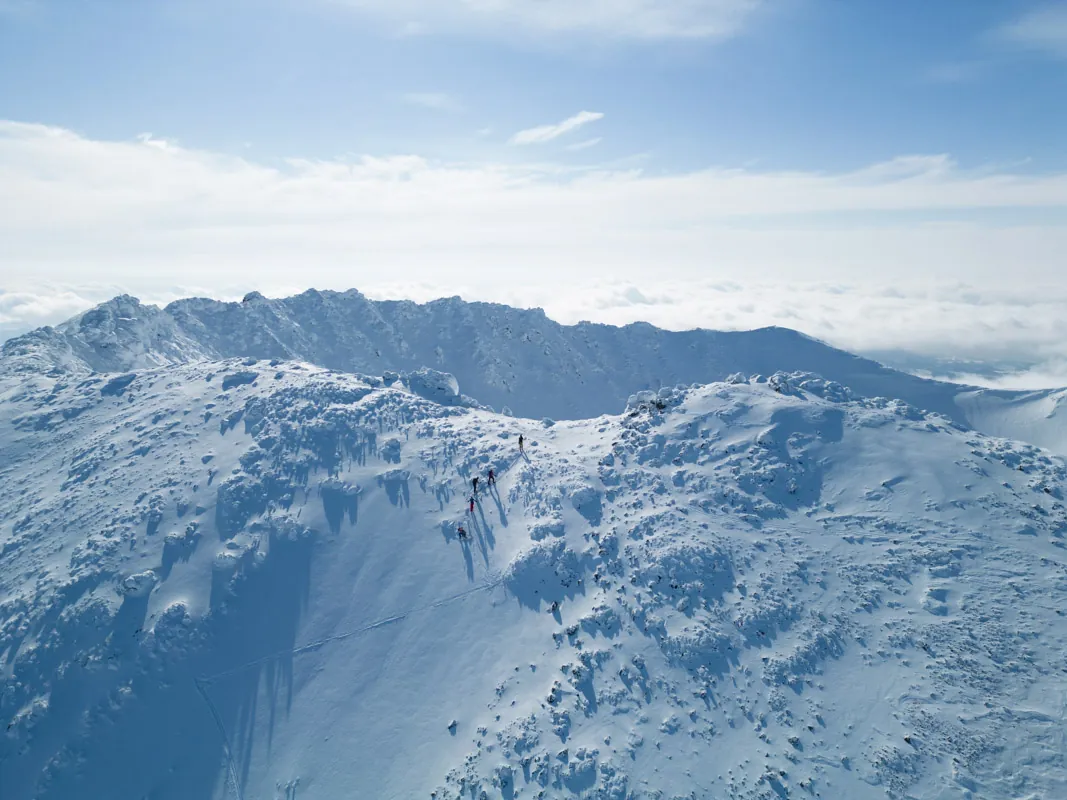 Blick über die Vulkanlandschaft von Hokkaido